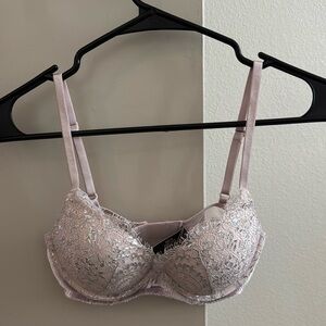 Victoria’s Secret very sexy lace push up bra